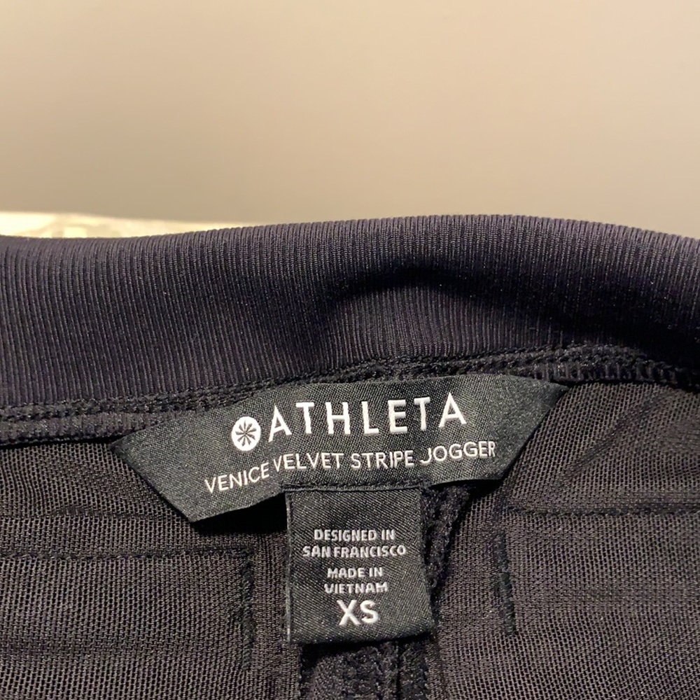 Athleta Work Out Pants